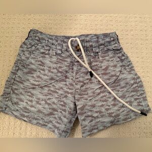 Properly tied boys shorts